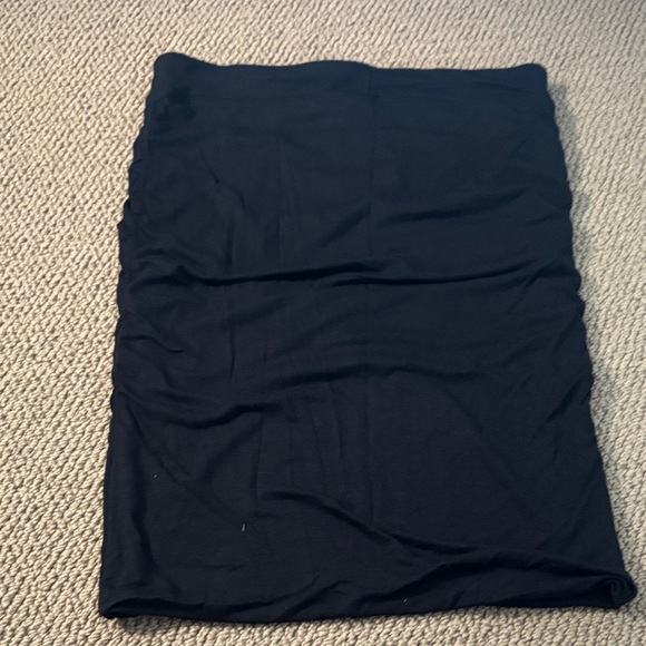 Athleta Ruched Black Women's Skirt - Picture 3 of 5